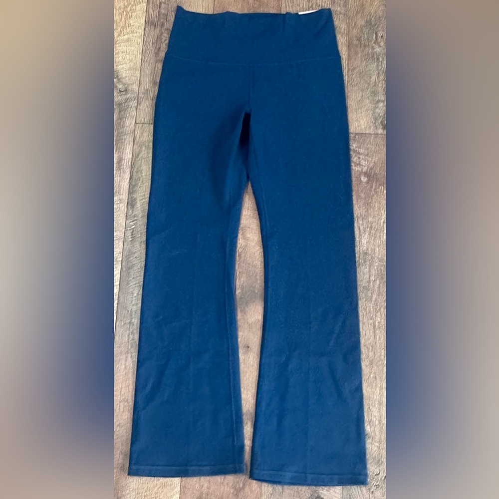 NWT TEAL Carrie Underwood Flare Leggings Large
